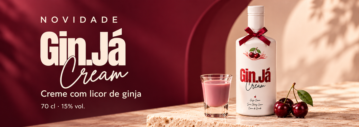 Novidade Ginjá Cream: creme com licor de ginja, garrafa de 70 cl com 15% vol., copo de shot e ginjas